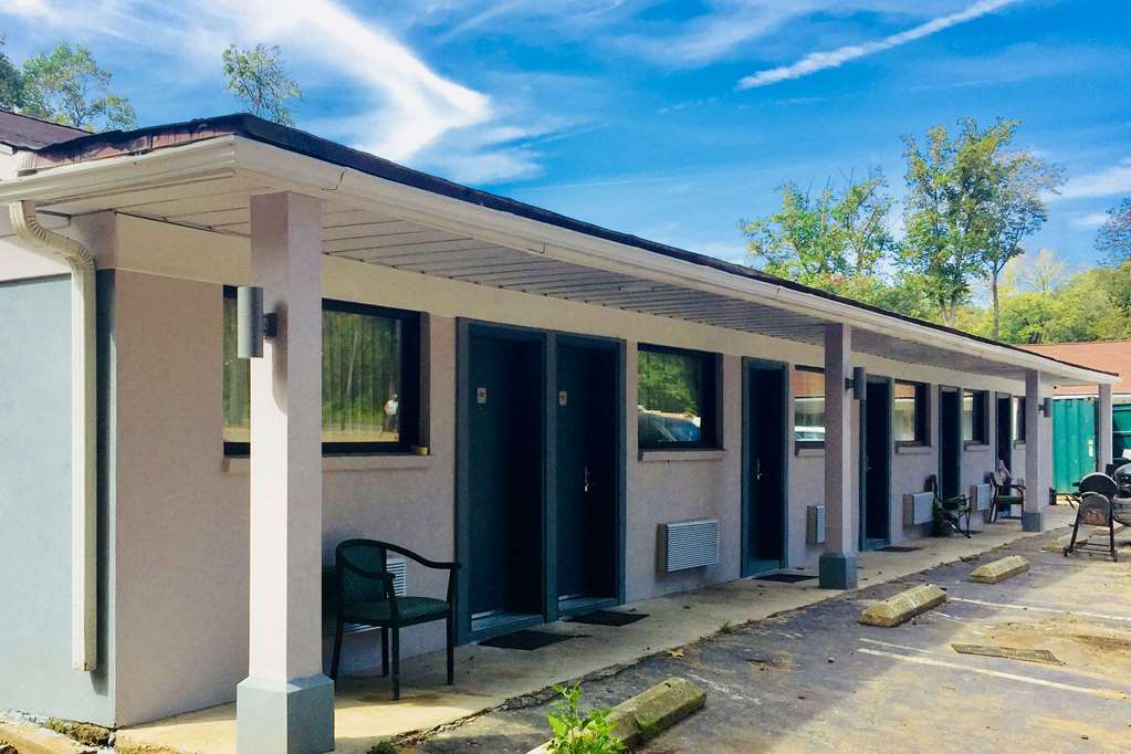 Hillside Motel Glen Mills Экстерьер фото